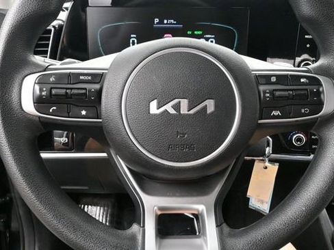 Used 2023 Kia Sportage LX AWD/4WD image 20