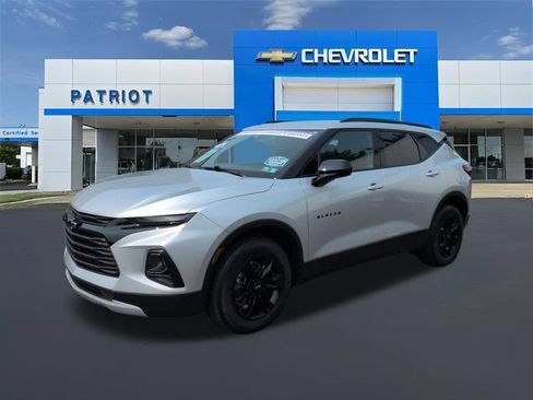 Used 2022 Chevrolet Blazer LT w/ Midnight/Sport Edition AWD/4WD image 6