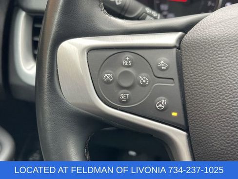 Used 2024 GMC Terrain SLT image 35