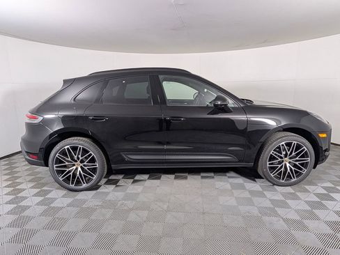 New 2026 Porsche Macan AWD/4WD image 8