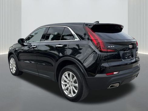 Certified 2023 Cadillac XT4 Luxury image 9