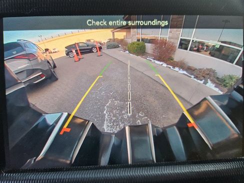 Used 2018 Jeep Wrangler Unlimited Rubicon w/ Steel Bumper Group image 19