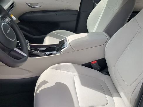 New 2026 Hyundai Tucson SE image 17