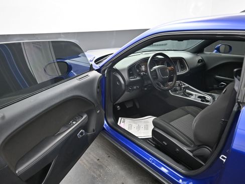 Used 2020 Dodge Challenger SXT w/ Cold Weather Group image 17