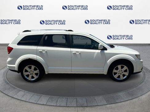 Used 2011 Dodge Journey SXT w/ Trailer Tow Prep Group FWD image 8