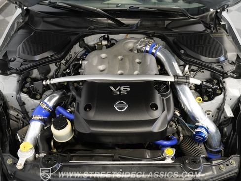 Used 2005 Nissan 350Z Coupe w/ (N93) Cargo Convenience Pkg image 34