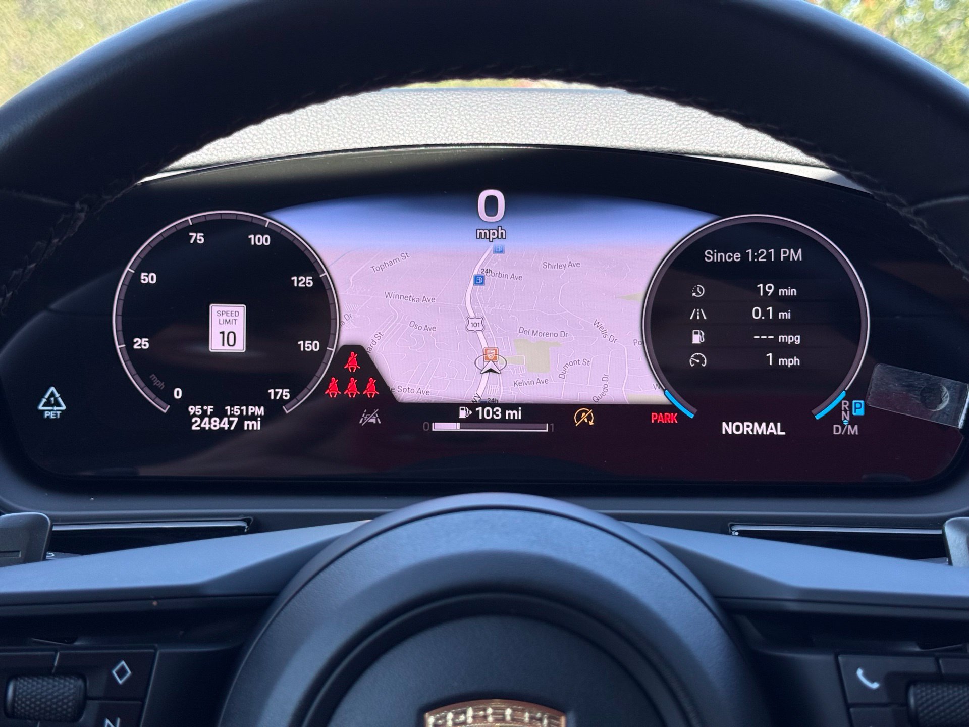 Certified 2024 Porsche Cayenne AWD/4WD image 17