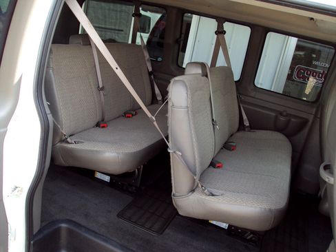 Used 2014 Chevrolet Express 1500 LT w/ LT Preferred Equipment Group image 11