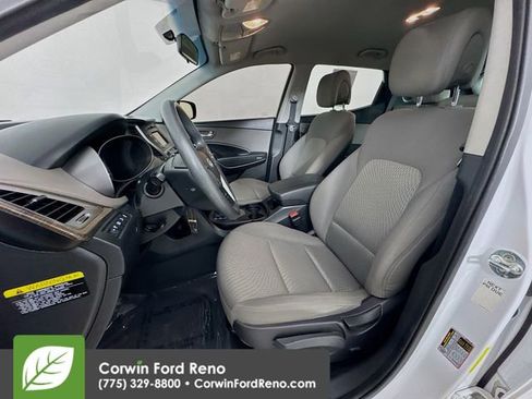 Used 2018 Hyundai Santa Fe Sport image 19