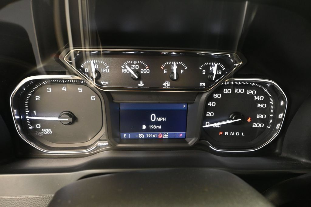 Used 2022 GMC Sierra 2500 AT4 w/ Snow Plow Prep/Camper Package AWD/4WD image 23