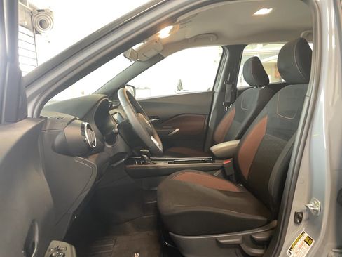 Certified 2024 Nissan Kicks SR FWD image 5