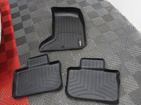 Used 2013 Toyota Sienna XLE image 38