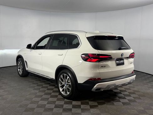 Used 2025 BMW X5 xDrive50e AWD/4WD image 10