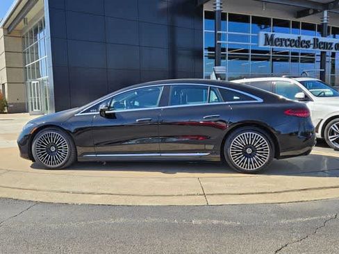Used 2023 Mercedes-Benz EQS 580 4MATIC Sedan image 5