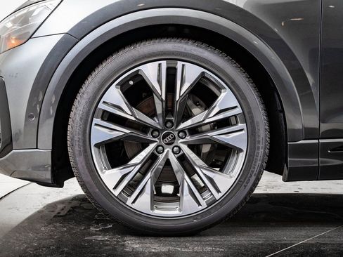 New 2026 Audi Q8 Premium Plus image 13