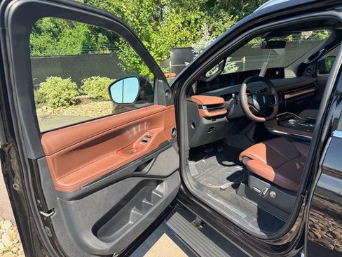 New 2025 Lincoln Navigator L Reserve image 26