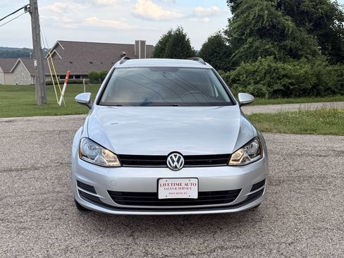 Used 2015 Volkswagen Golf S FWD image 8