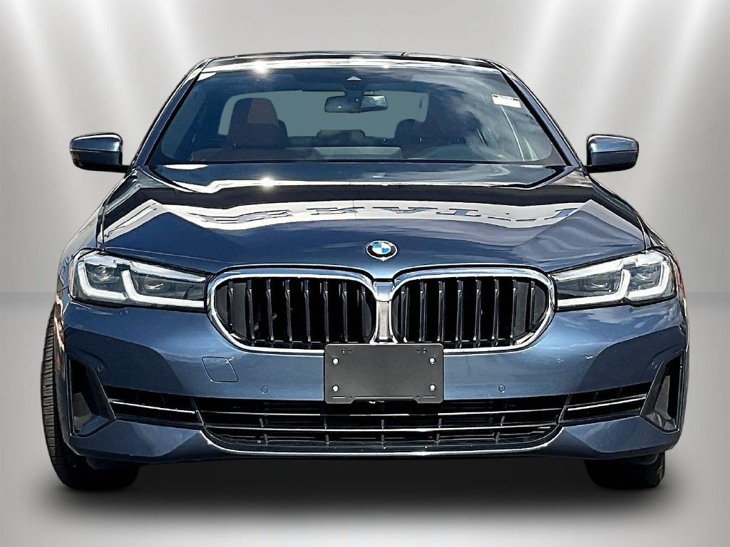 Used 2023 BMW 540i xDrive w/ Premium Package AWD/4WD image 2