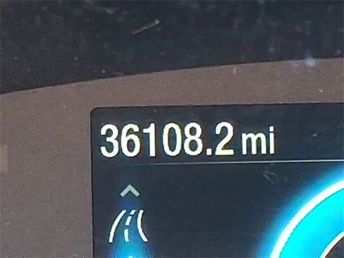 Used 2022 Ford Escape SE w/ SE Sport Appearance Package image 19