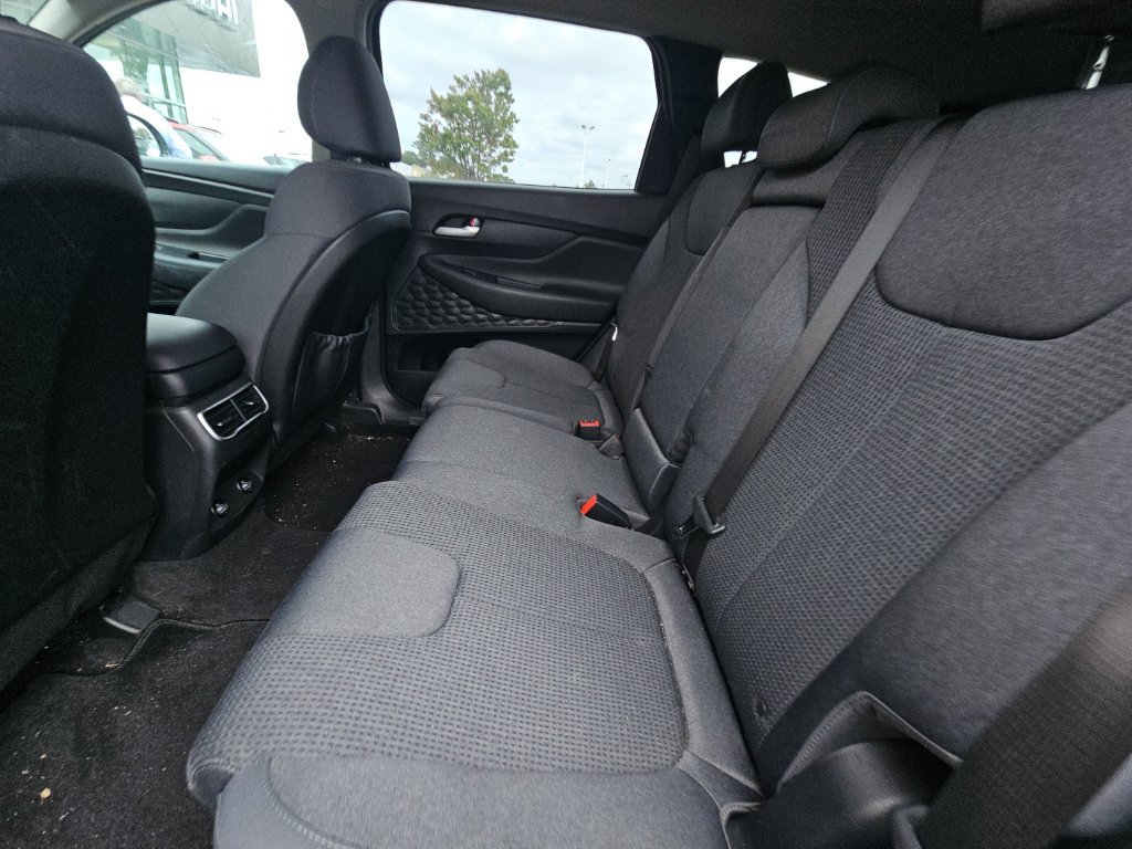 Used 2022 Hyundai Santa Fe SEL AWD/4WD image 12