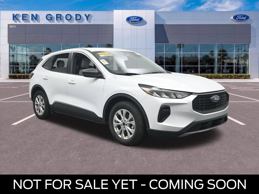 Used 2024 Ford Escape Active w/ Tech Pack #1 FWD image 1