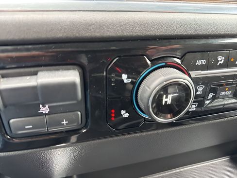 Used 2024 Chevrolet Silverado 1500 LT Trail Boss w/ Convenience Package II image 21