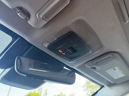 Used 2023 Toyota Prius Prime FWD image 28