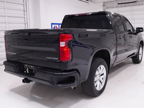 Used 2023 Chevrolet Silverado 1500 Custom RWD image 5
