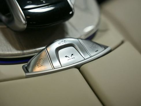 Used 2023 Mercedes-Benz E 450 Cabriolet image 55