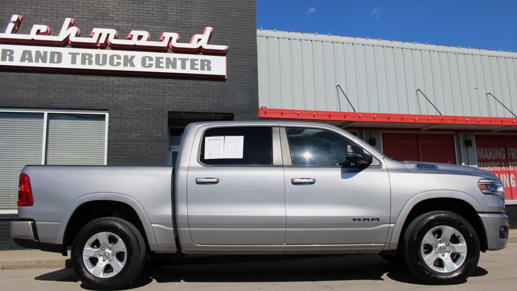 Used 2025 RAM 1500 Big Horn AWD/4WD image 6