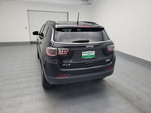 Used 2023 Jeep Compass Latitude w/ Convenience Group AWD/4WD image 6