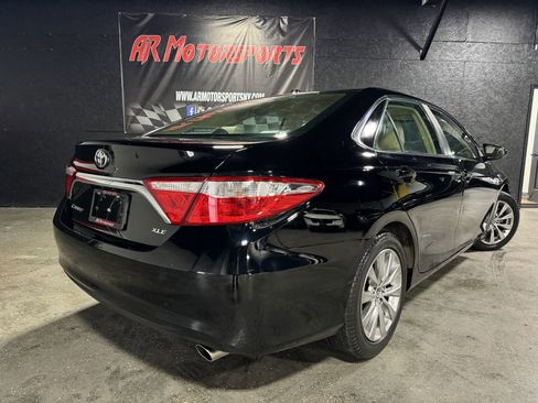 Used 2016 Toyota Camry XLE image 5