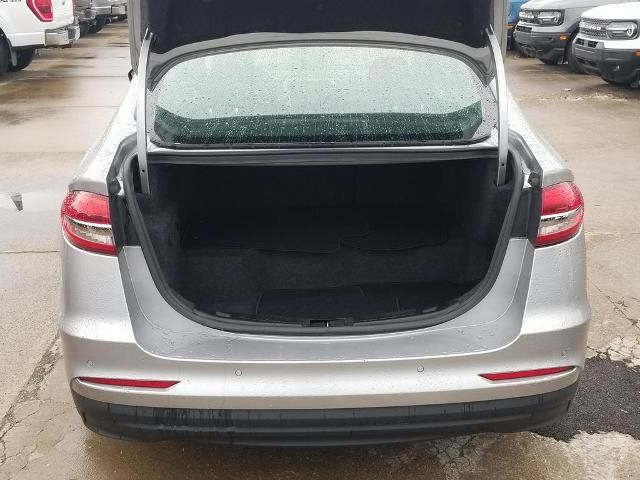 Certified 2020 Ford Fusion SE FWD image 4