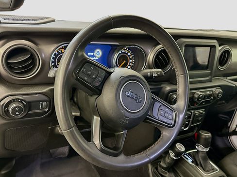 Used 2023 Jeep Gladiator Sport AWD/4WD image 18