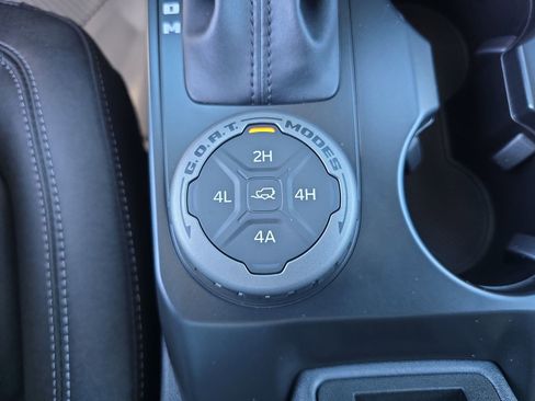 New 2025 Ford Bronco Badlands w/ Sasquatch Package image 19