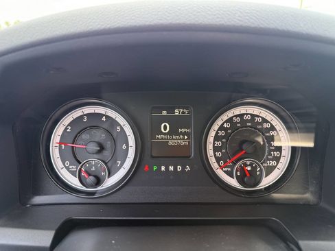 Used 2014 RAM 1500 Express AWD/4WD image 15