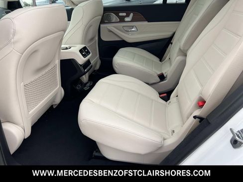New 2026 Mercedes-Benz GLS 450 4MATIC image 11