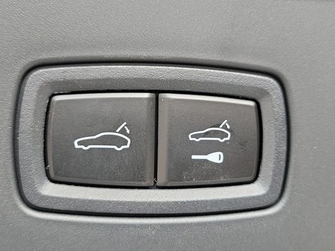 Certified 2026 Porsche Panamera 4 AWD/4WD image 19