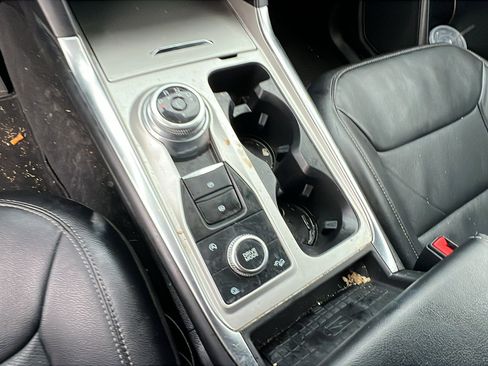 Used 2023 Ford Explorer Limited w/ Equipment Group 301A image 31