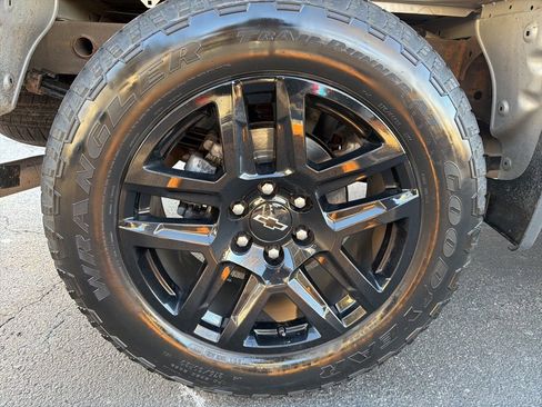 Certified 2022 Chevrolet Silverado 1500 Custom w/ Rally Edition image 38