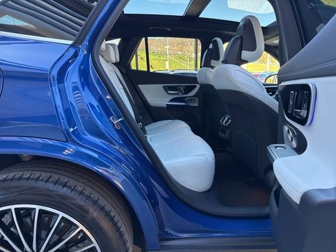 New 2026 Mercedes-Benz GLC 300 4MATIC image 23