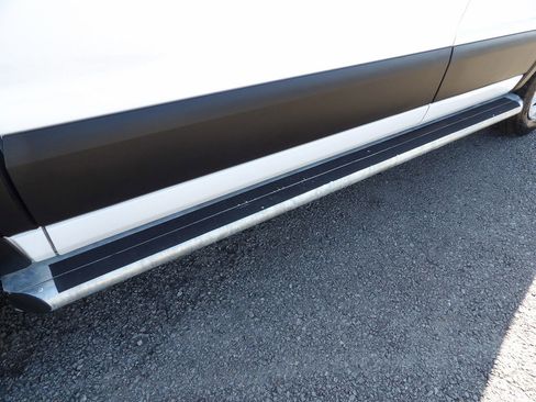 Used 2024 Ford Transit 250 Low Roof w/ Exterior Upgrade Package image 45