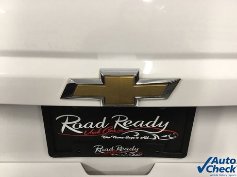 Used 2018 Chevrolet Tahoe LT w/ LT Signature Package image 14