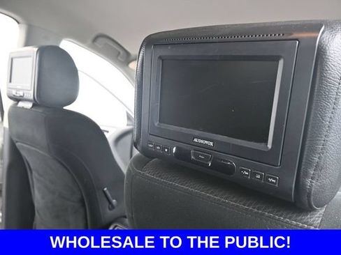 Used 2014 Nissan Pathfinder SV FWD image 34