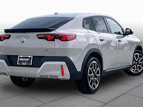 Used 2026 BMW X2 xDrive28i AWD/4WD image 12