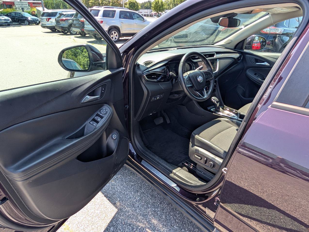 Used 2020 Buick Encore GX Preferred w/ Cold Weather Comfort Package FWD image 12