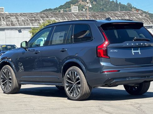 New 2026 Volvo XC90 B6 Ultra w/ Protection Package AWD/4WD image 6