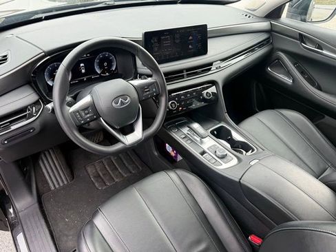 Certified 2025 INFINITI QX60 Luxe image 12