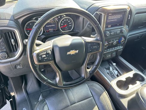 Used 2021 Chevrolet Silverado 3500 High Country image 18