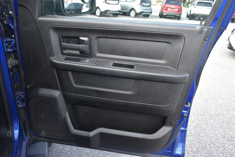 Used 2019 RAM 1500 Express w/ Express Value Package AWD/4WD image 22